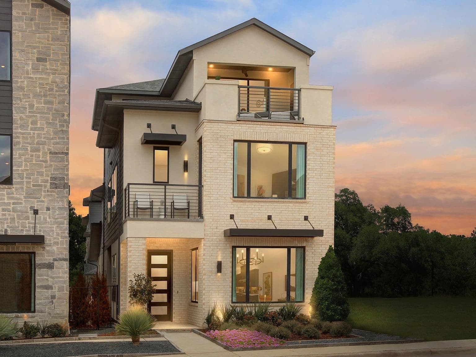 7304 Collin McKinney Parkway
