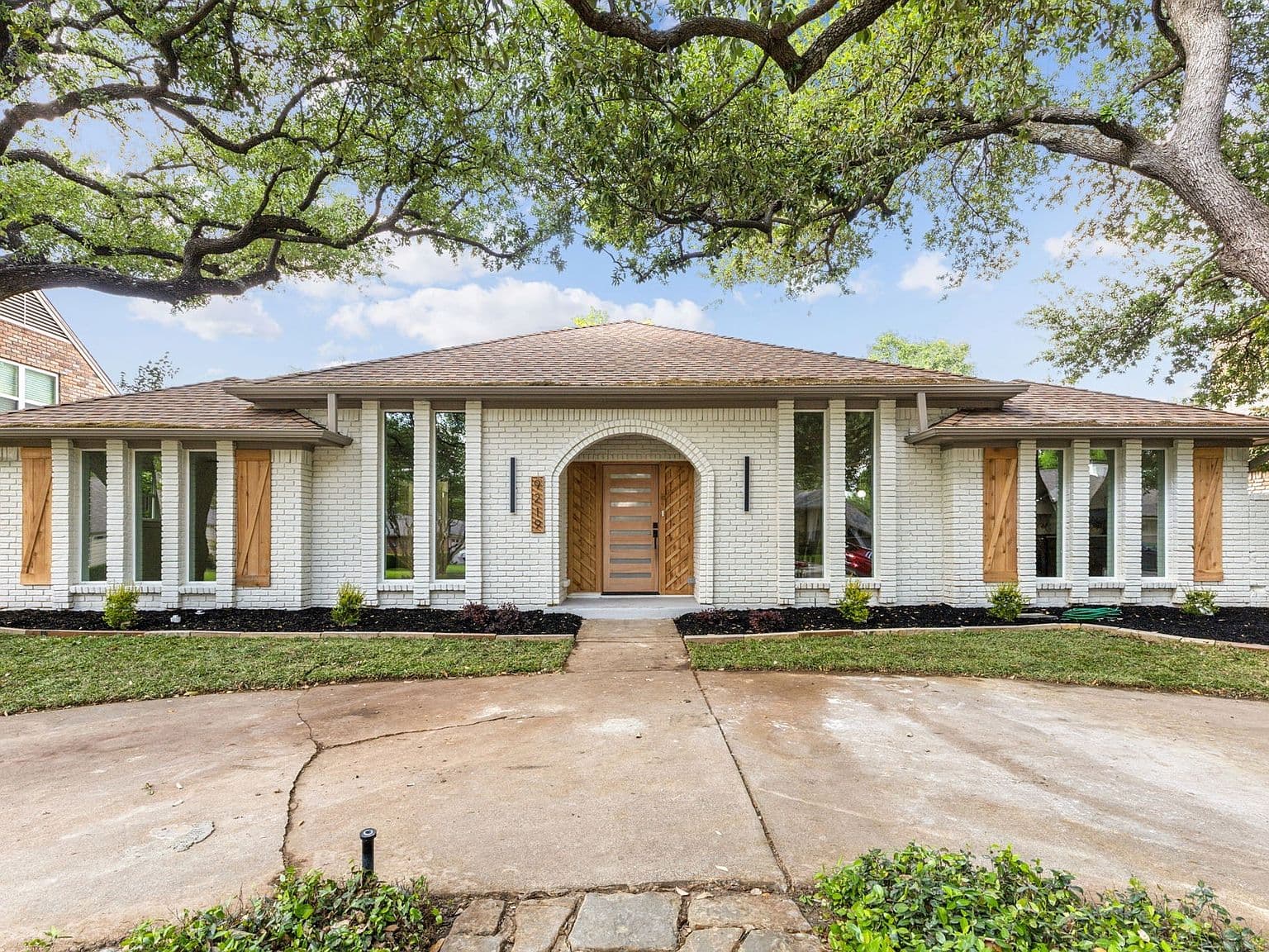 9219 Windy Crest Dr. - Photo 1